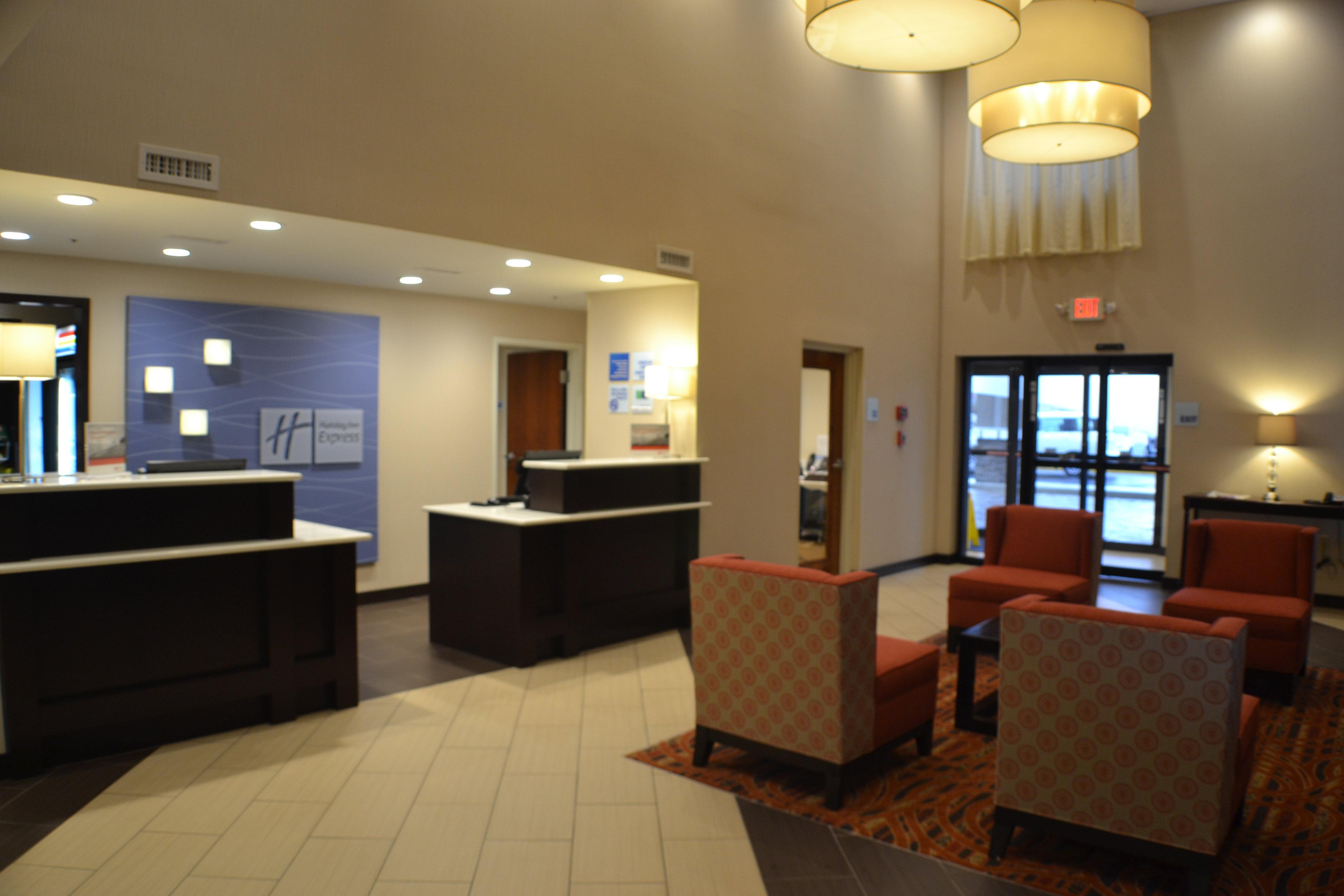 Holiday Inn Express Hotel & Suites Indianapolis W - Airport Area By Ihg Exterior photo