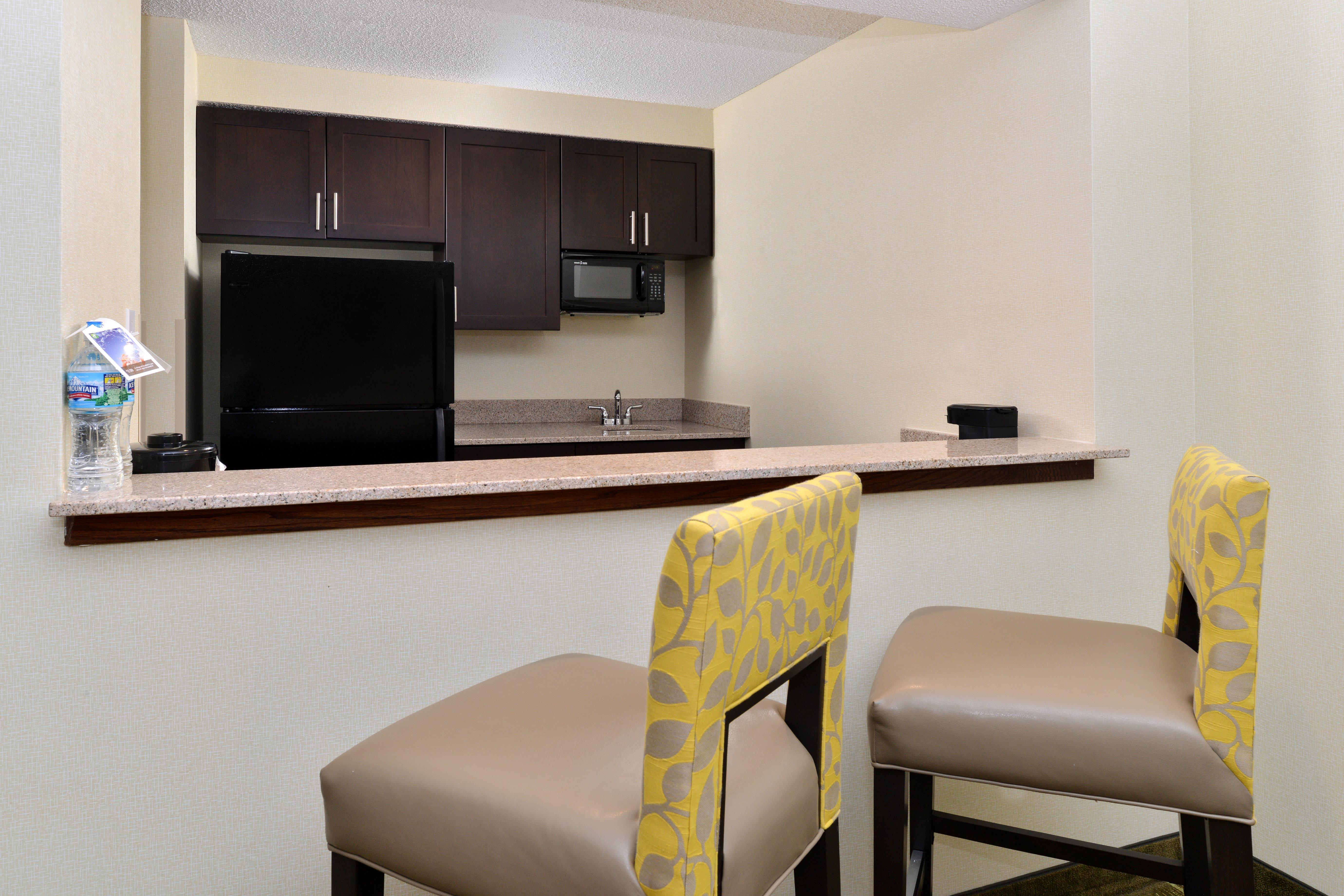 Holiday Inn Express Hotel & Suites Indianapolis W - Airport Area By Ihg Exterior photo