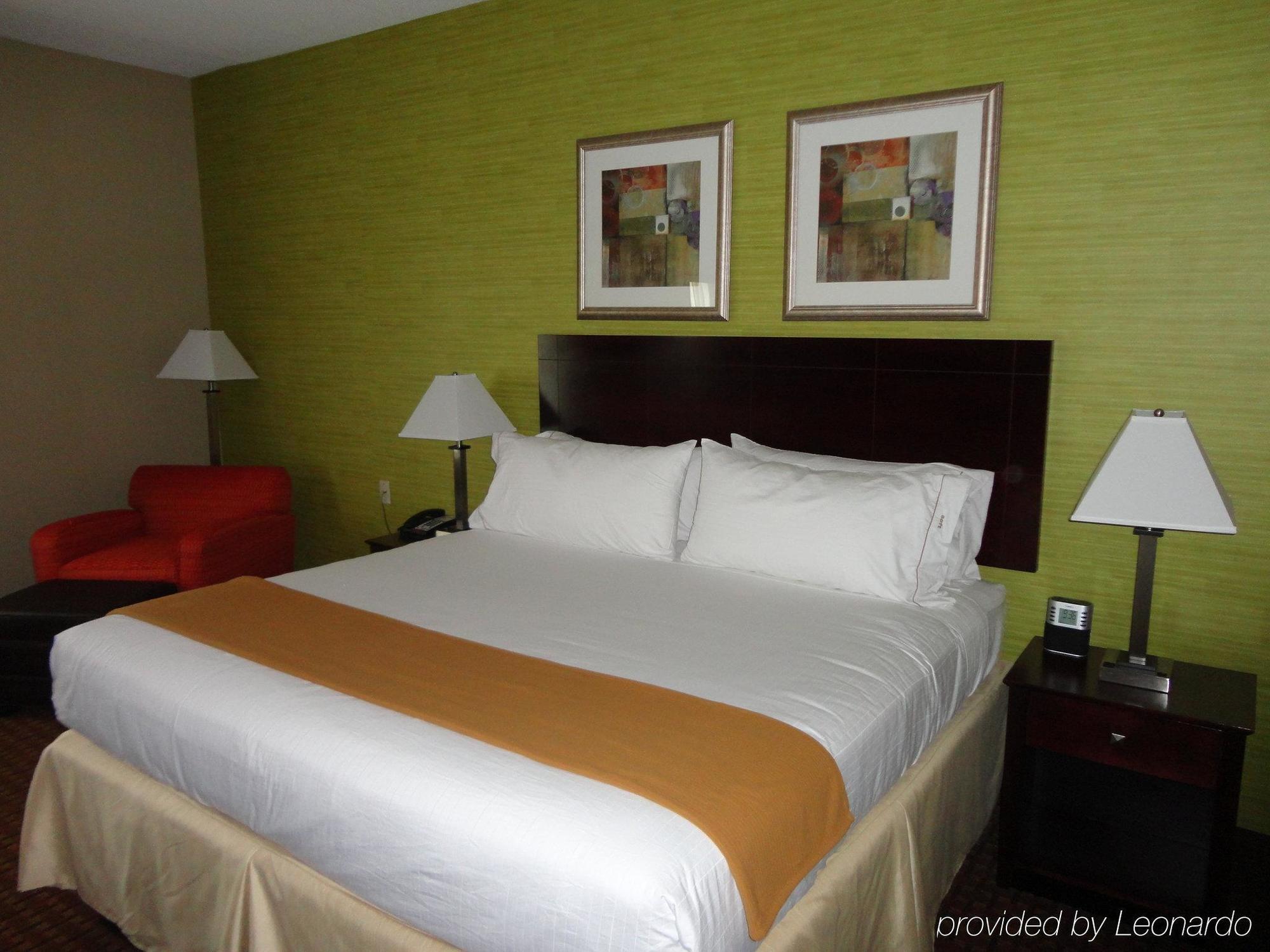 Holiday Inn Express Hotel & Suites Indianapolis W - Airport Area By Ihg Exterior photo