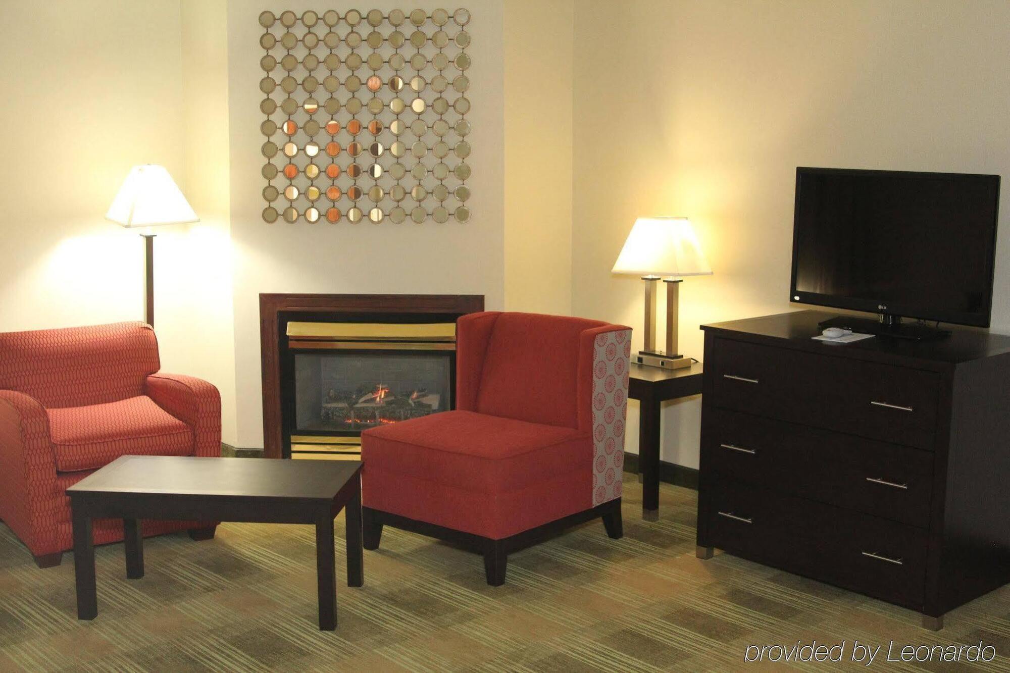 Holiday Inn Express Hotel & Suites Indianapolis W - Airport Area By Ihg Exterior photo
