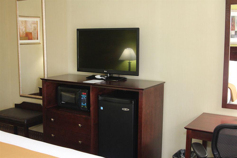 Holiday Inn Express Hotel & Suites Indianapolis W - Airport Area By Ihg Exterior photo
